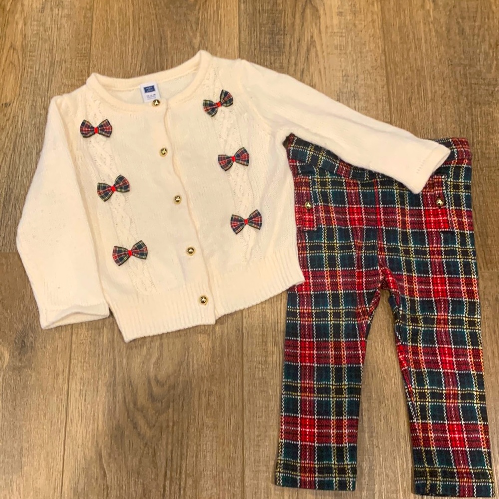Beautiful Janie & Jack Christmas Set. Cardigan & Pants.